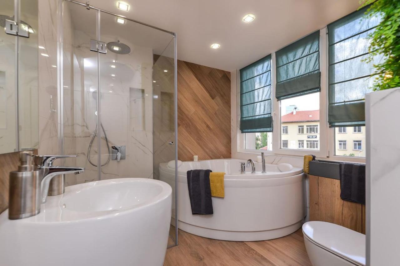 Urban Eden - Lux & Style, 2-Bedroom, 2-Bathroom Sofya Dış mekan fotoğraf
