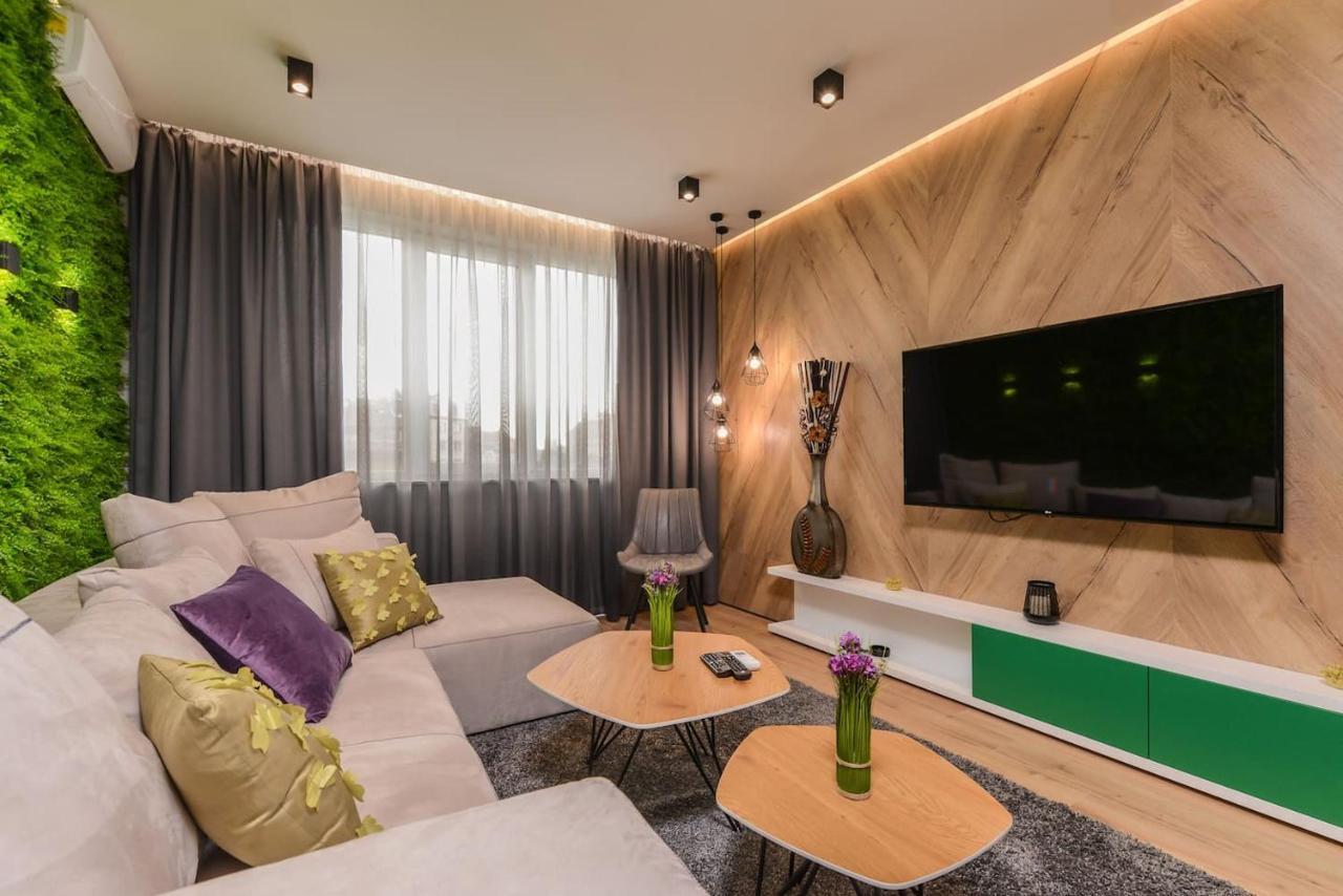 Urban Eden - Lux & Style, 2-Bedroom, 2-Bathroom Sofya Dış mekan fotoğraf